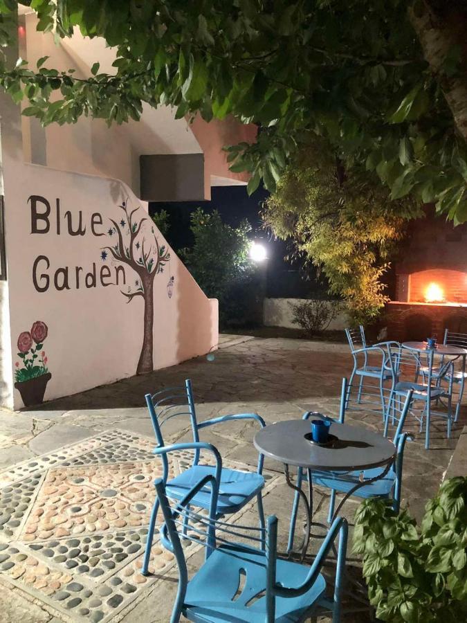 Blue Garden Inn Fourka Extérieur photo