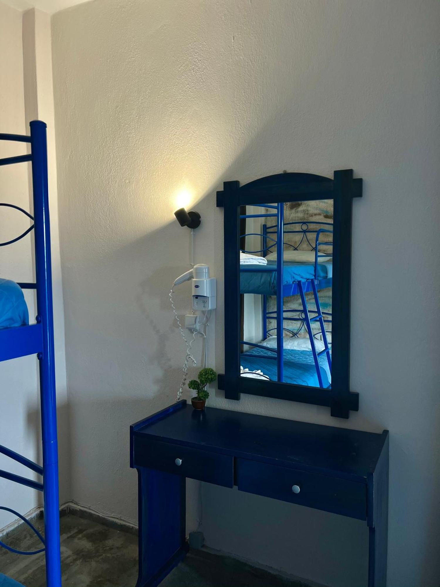 Blue Garden Inn Fourka Extérieur photo